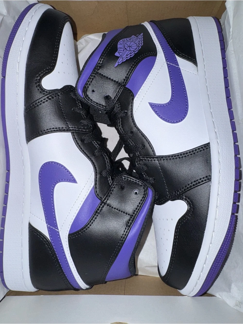 Air Jordan 1 Mid